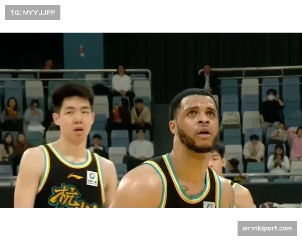 广东东莞大益对阵浙江广厦控股半决赛前瞻：周琦与胡金秋的内线对决成胜负手